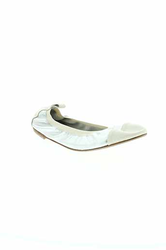 993 et nove et nove et tre ballerines femme de couleur gris (photo) 993 et nove et nove et tre ballerines femme de couleur gris (photo)