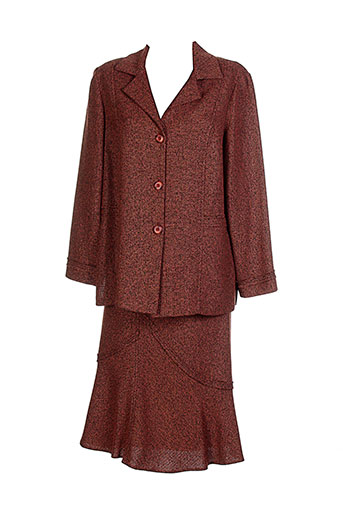 20 et 20 jupe et veste femme de couleur orange (photo) 20 et 20 jupe et veste femme de couleur orange (photo)