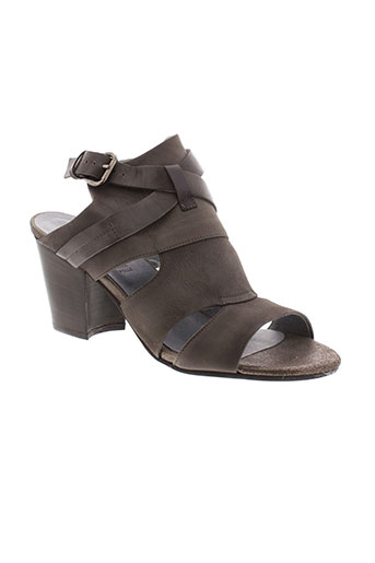 cafe noir chaussures femme de couleur marron