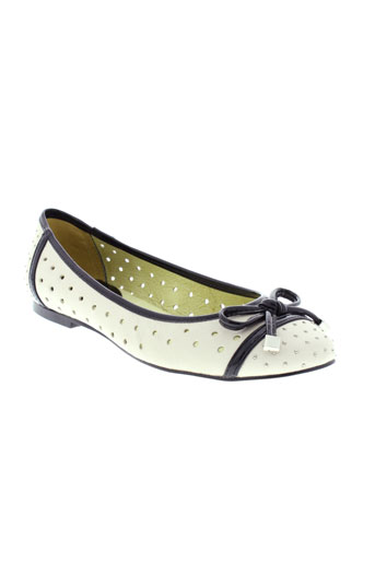 cafe noir chaussures femme de couleur blanc