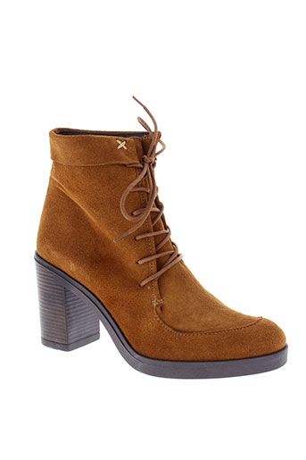 histoires de chaussures chaussures femme de couleur marron