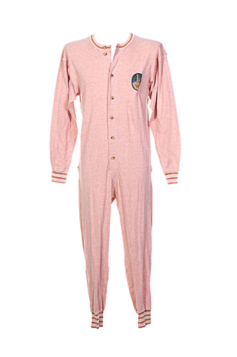 coup de coeur nuit femme de couleur rose