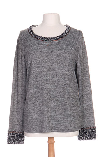 just white pulls femme de couleur gris