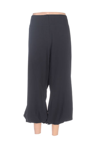 capuccina pantacourts femme de couleur noir