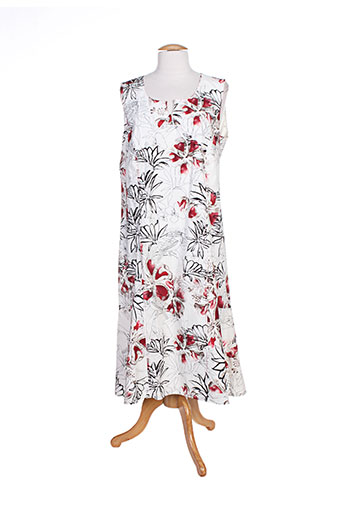 karting robes femme de couleur beige