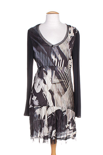 deca robes femme de couleur noir