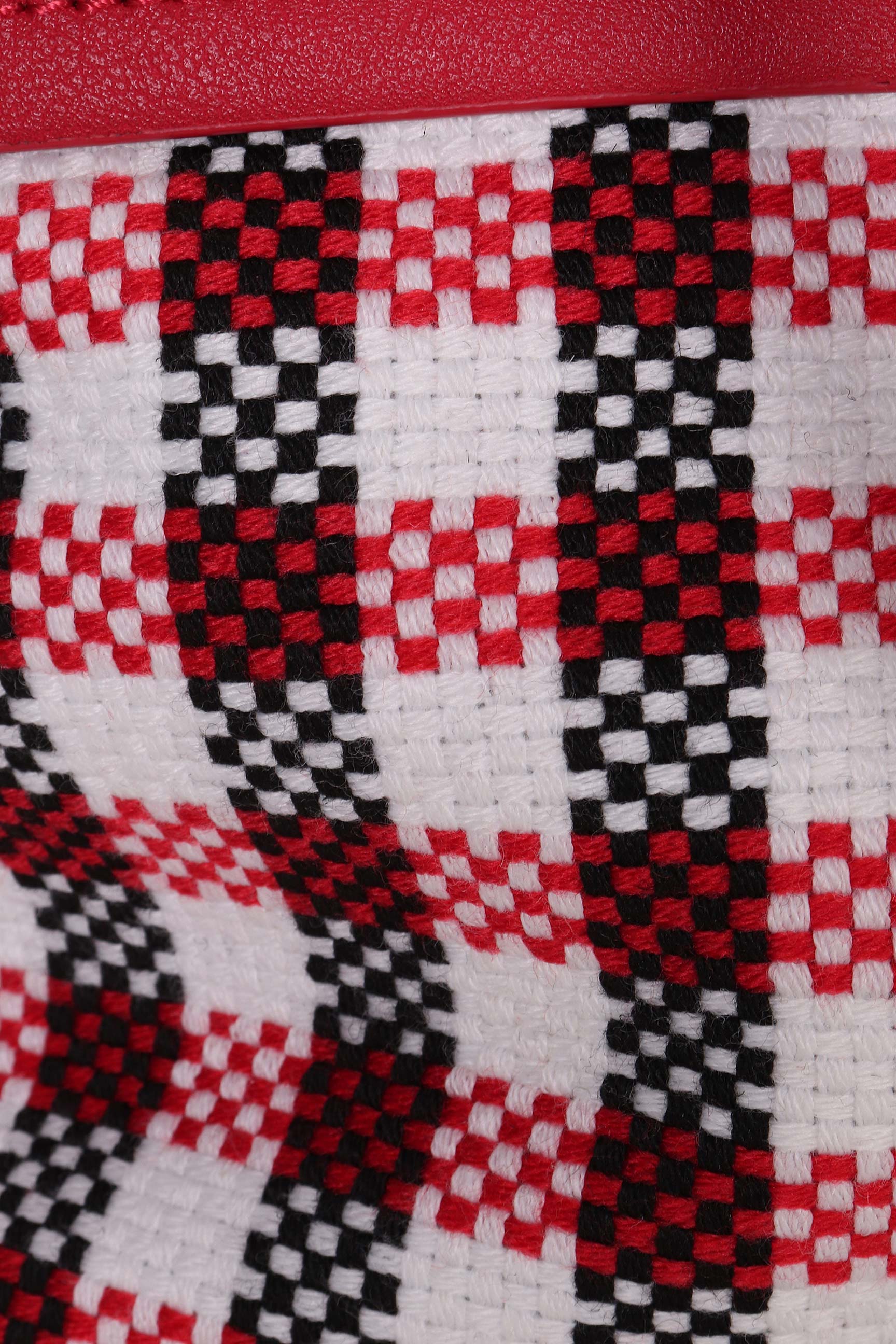 sac rouge parfois