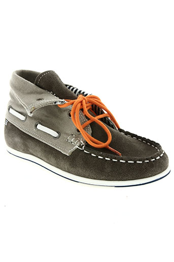 petit bateau chaussures garçon de couleur beige