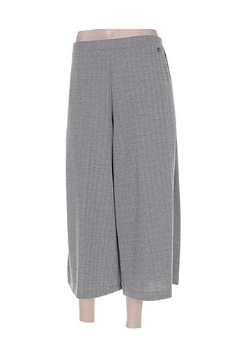 mat. pantacourts femme de couleur gris